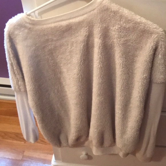 OUT FROM UNDER FLUFFY SWEATER🛍❣️ - Picture 6 of 6